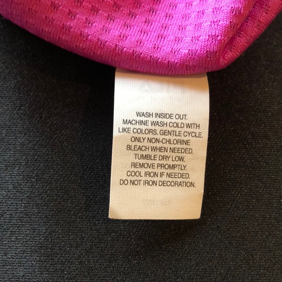 Fila Medium Support Hot Pink Sports Bra w/Medium Support.  Size Small  NWT - Picture 8 of 8